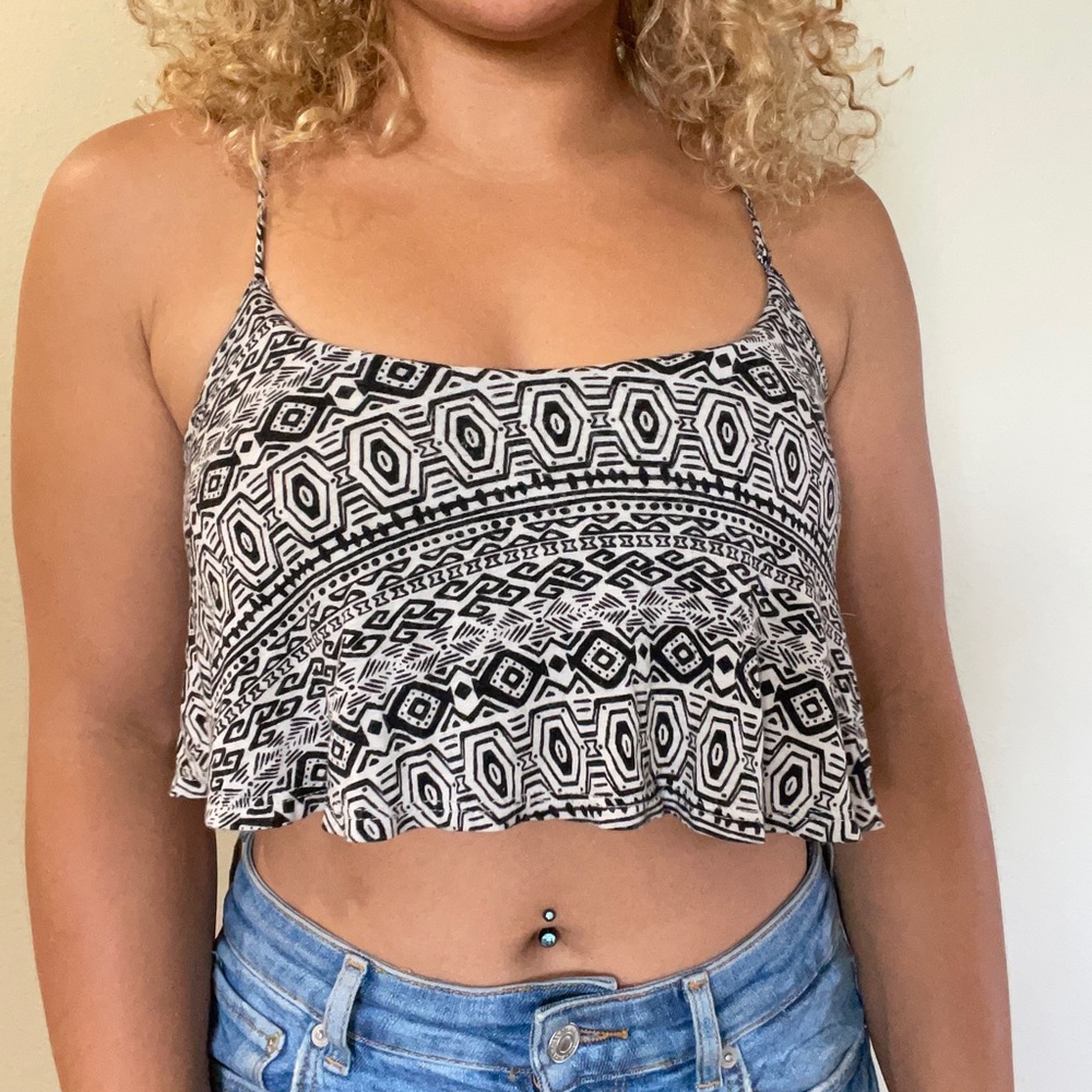 Black and white crop top